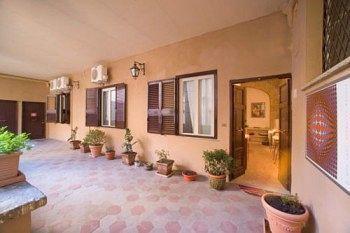 Caesar'S Rooms Roma Ngoại thất bức ảnh